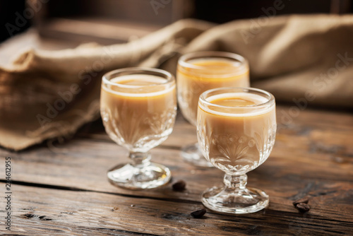 Εκτύπωση καμβά Strong coffee liqueur