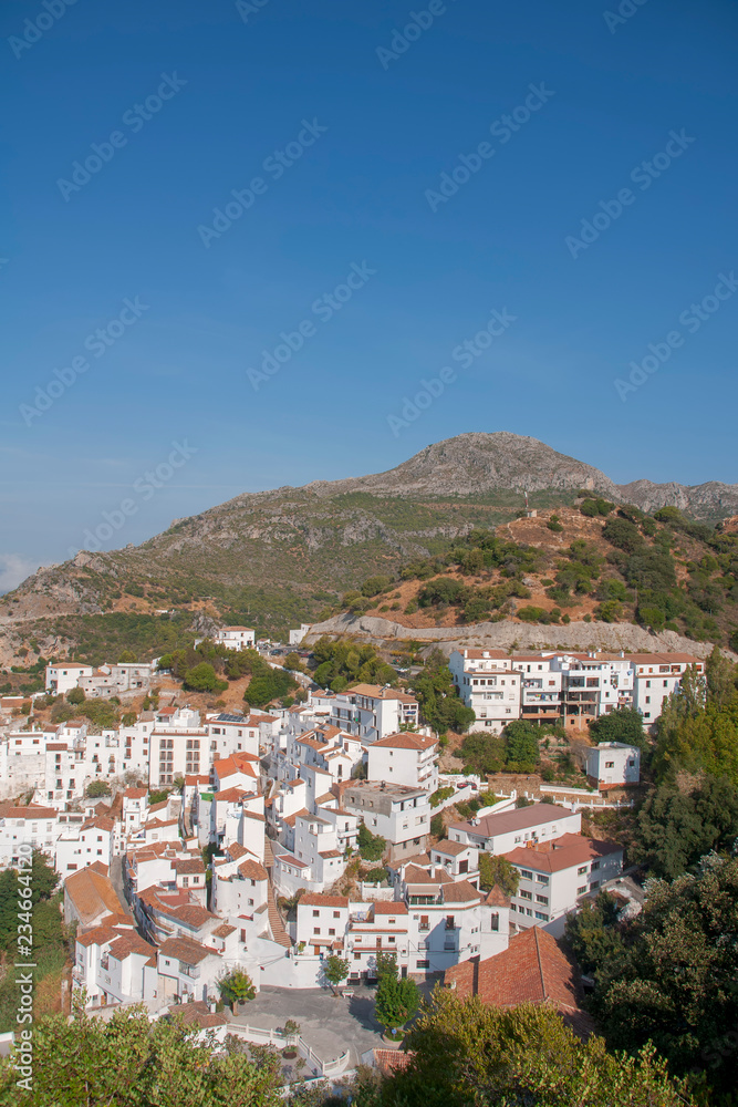 pueblo blanco de la serranía de Málaga, Casares