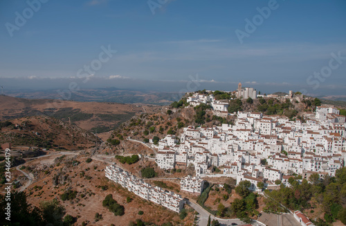 pueblo blanco de la serranía de Málaga, Casares © Antonio ciero