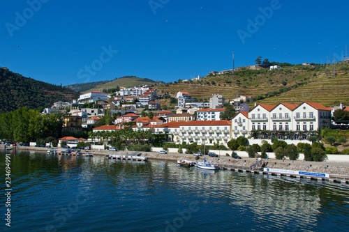 Buildings along Douro River in Douro Valley in Pinhao, Portugal © bleung