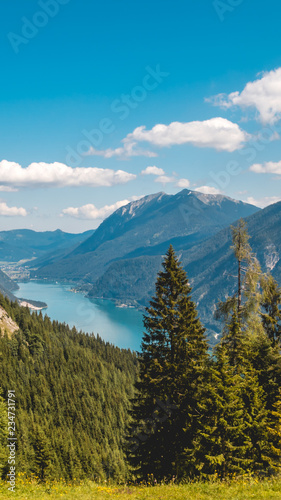 Smartphone HD wallpaper of beautiful alpine view at the Achensee - Tyrol - Austria © Martin Erdniss