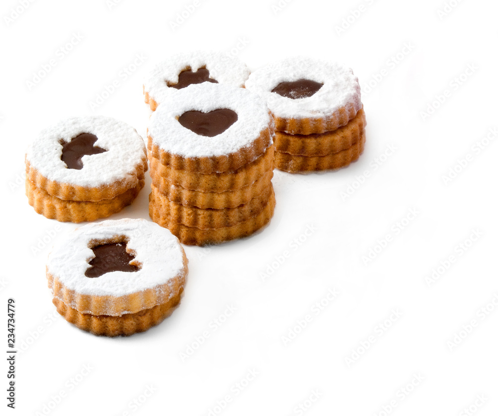 Conjunto de galletas artesanas redondas rellenas de mermelada de fresa Conjunto de galletas artesanas redondas rellenas de mermelada de fresa