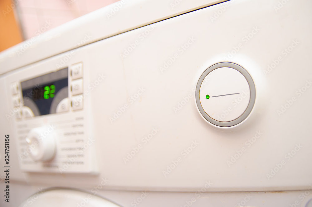 Included washing machine, angle from the side Included washing machine, angle from the side