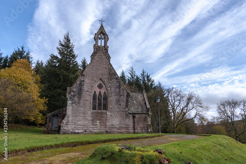 Canvas-taulu Maxwelton Church, Dumfriesshire, Southern Scotland in Autumn