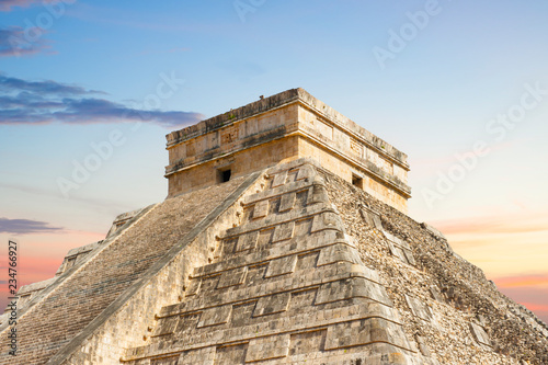 Mayan temple, Chichen Itza, Mexico.