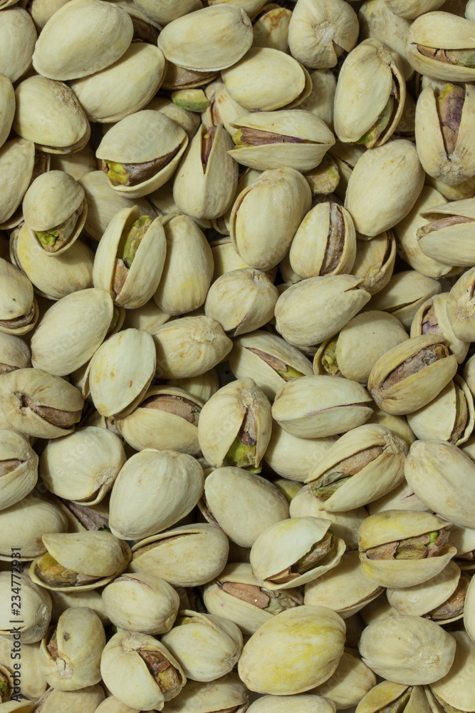 pistachio nuts heap