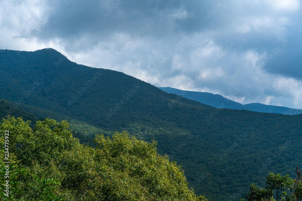 An autumn morning drive on the Blue Ridge Parkway in North Carolina. An autumn morning drive on the Blue Ridge Parkway in North Carolina.