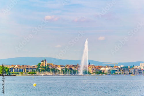 Jet d'eau fountain in the swiss city Geneva photo