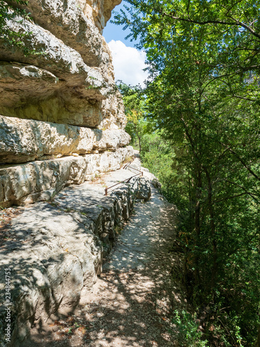 Fotografía Wanderweg am Fels Verdon Schlucht Frankreich