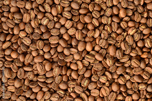 Roasted brown coffee beans pattern  background  top view