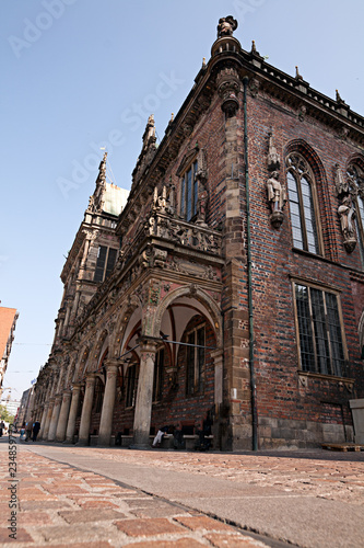 Bremer Rathaus mit Herolden