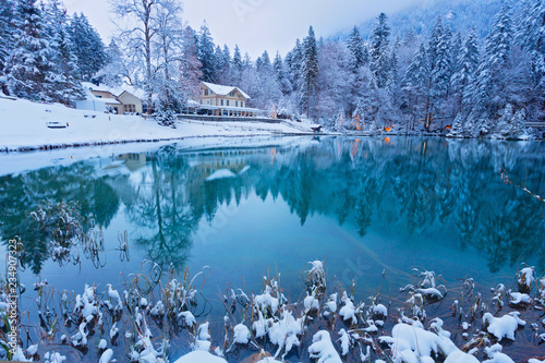 Blausee im Winter, Schweiz