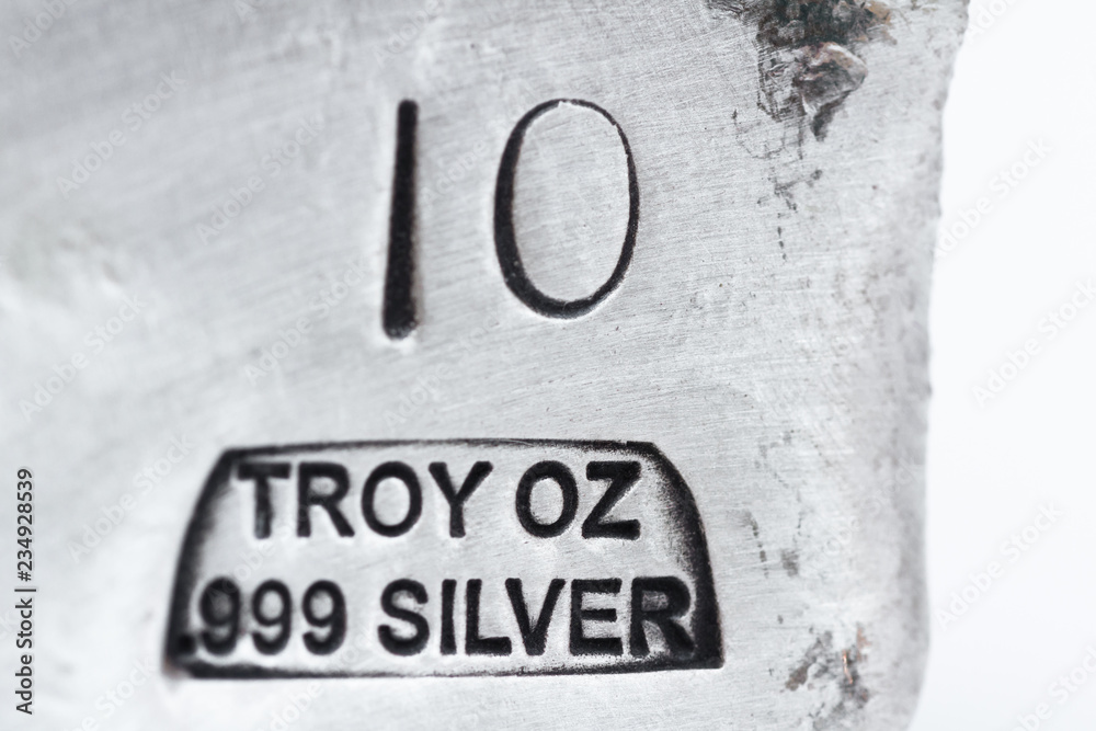 Fototapeta premium Poured Silver bar