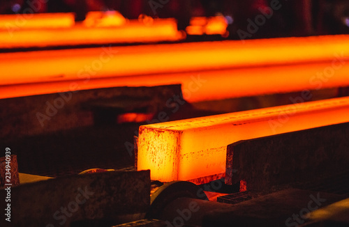 Hot billet (bloom) continuous casting, also called strand casting