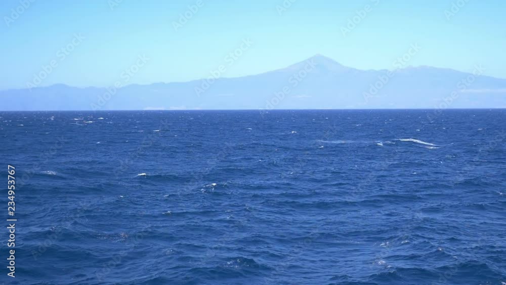 Ocean waves in slow motion 180fps
