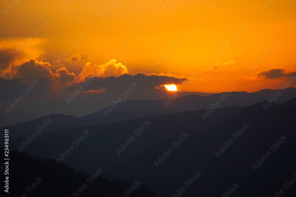 Obraz premium the sunset in the sky