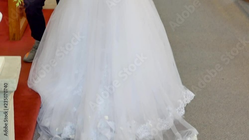 wide shot of  bride & bridemaid wedding dress photo