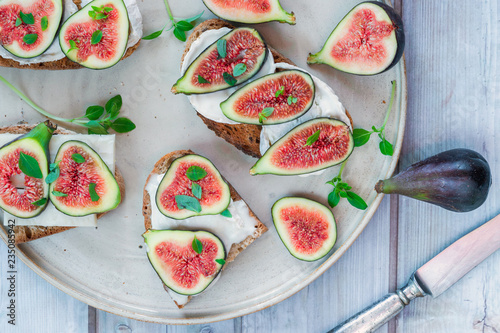 Goat cheese and figs on toast - healthy lunch idea - top view