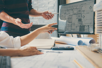 Engineer or architect partner meeting for working with architecture project