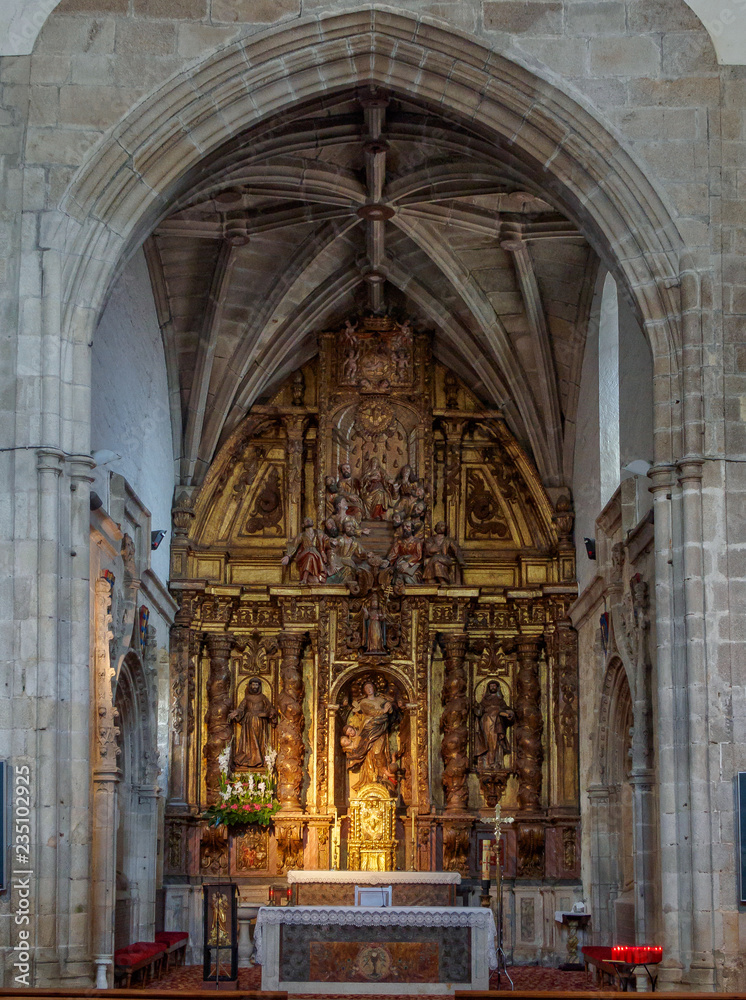 Altar of Sancti Spiritus Church of the Third Franciscan Order - Melide, Galicia, Spain