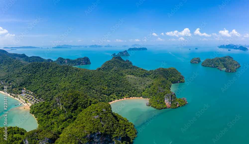 Obraz premium Aerial view of the beautiful tropical island of Koh Yao Noi in Thailand