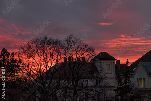 The sky can come as a surprise always and never repeats himself