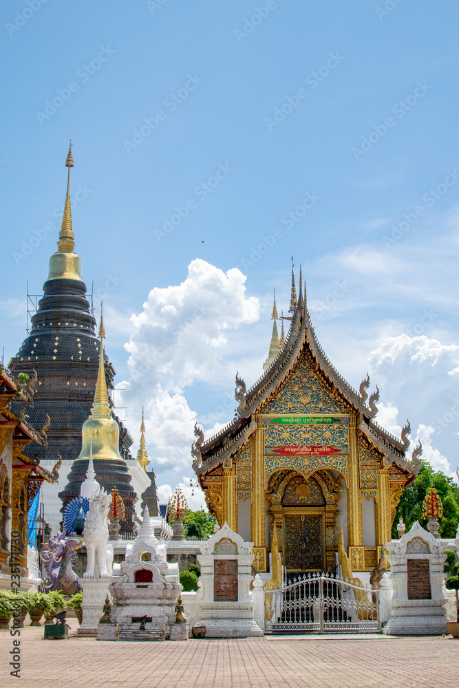 The pagoda is an important building in Buddhism. It is beautiful.