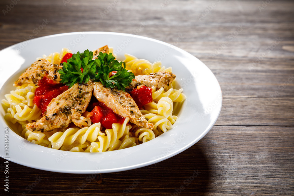 Pasta with meat, sauce and vegetables Pasta with meat, sauce and vegetables