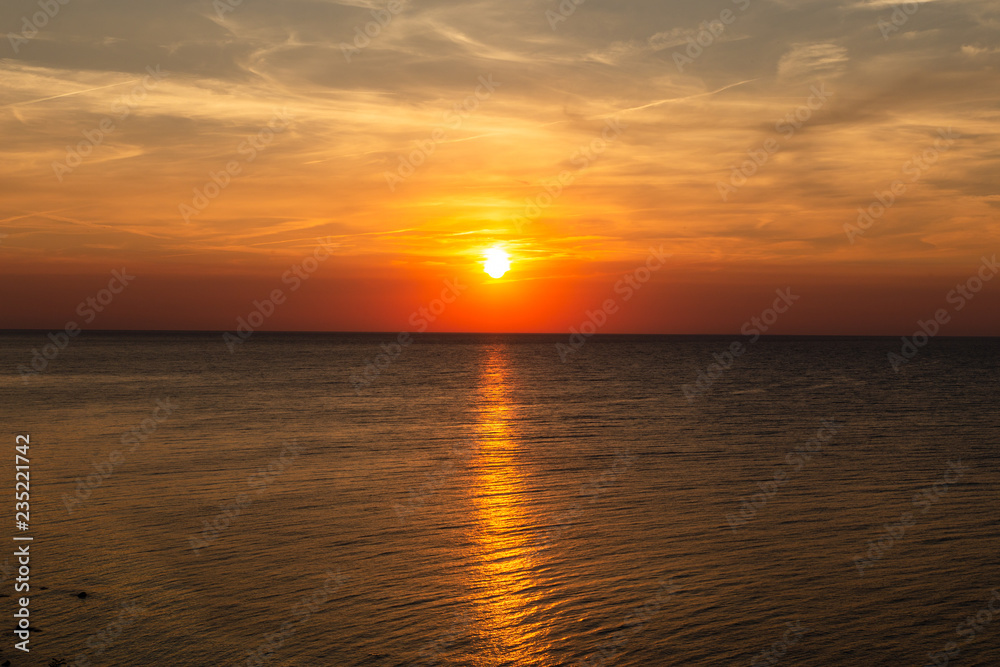 Sonnenuntergang im Meer