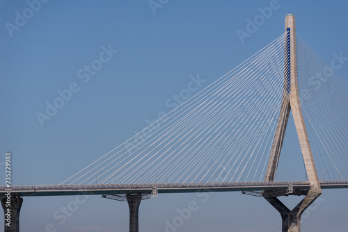 The Constitution Bridge of 1812 is a cable-stayed bridge that crosses the Bay of Cádiz, giving access to Cádiz from the mainland, being the third access to the city  © Almazán Fotografía