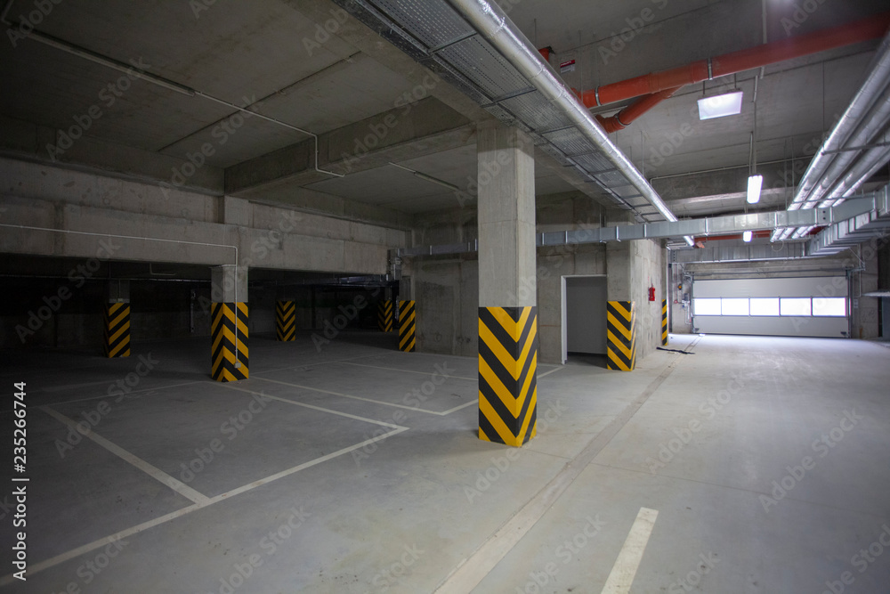Fototapeta premium Multistation underground garage
