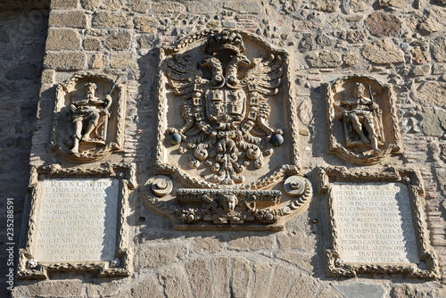 Armoiries anciennes à Tolède en Espagne photo