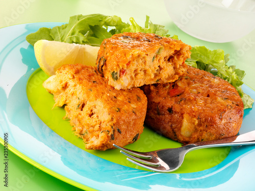 SALMON FISHCAKES