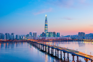 Fototapete Seoul Abenddämmerung am Han-Fluss Seoul  © sayan