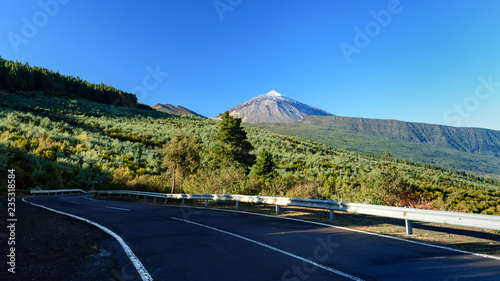 krajobraz pod wulkanem Teide, Teneryfa
