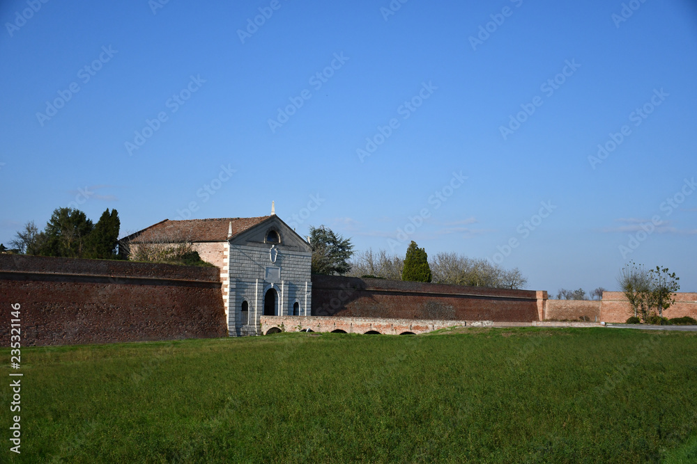 Obraz premium Sabbioneta Italy , The doors of the ancient city