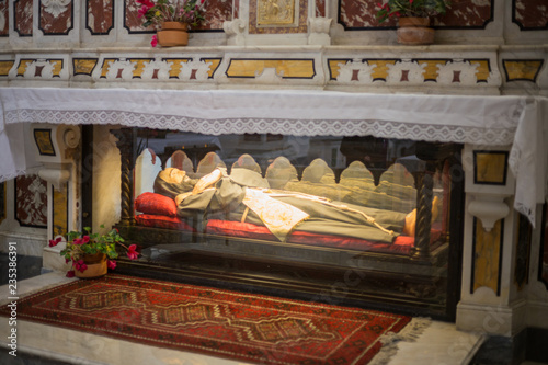 Symbol of faith in God