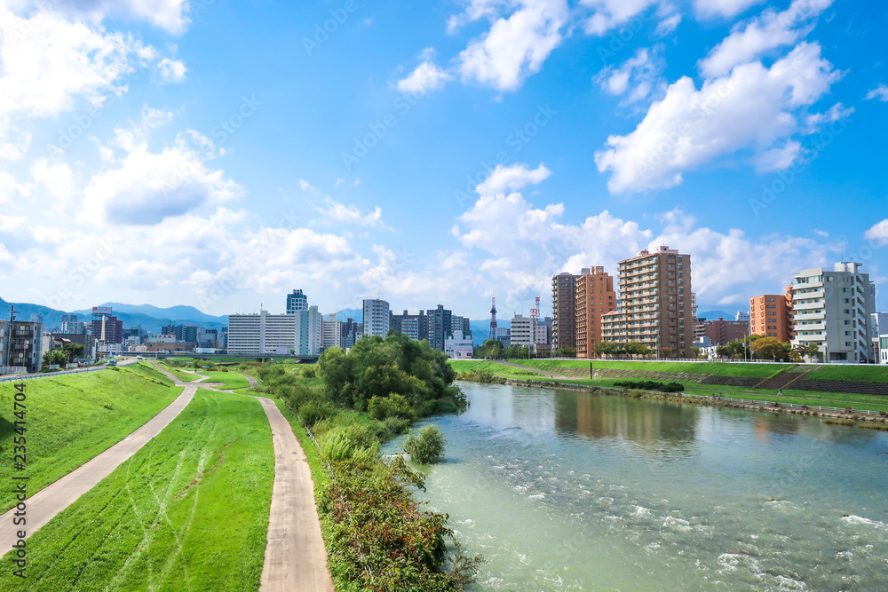 Foto Stock 札幌 豊平川 河川敷 Adobe Stock