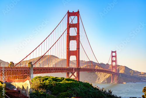 Wallpaper Mural Golden Gate Bridge