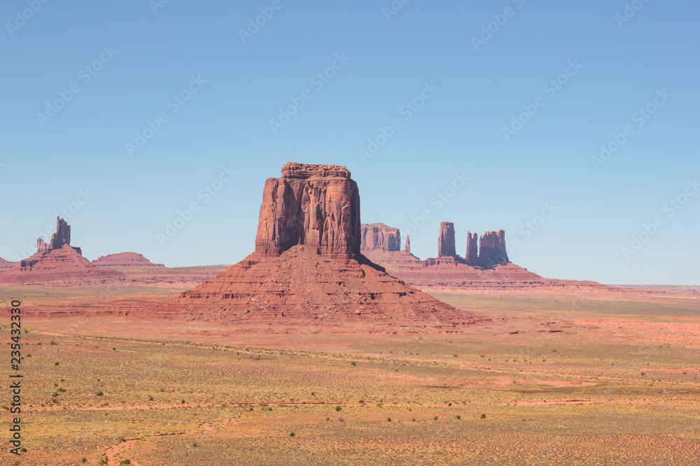 Vieuw over the Monument Valley landscape in Utah, USA Vieuw over the Monument Valley landscape in Utah, USA
