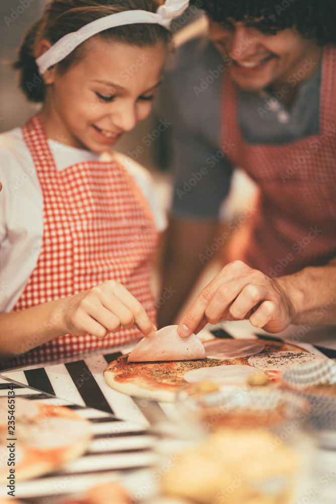 Fototapeta premium Dady's Little Helper