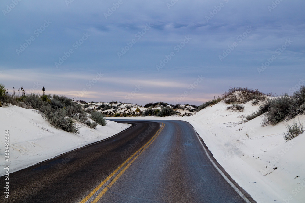 Dunes drive inside the White Sands National Monument in New Mexico, USA Dunes drive inside the White Sands National Monument in New Mexico, USA