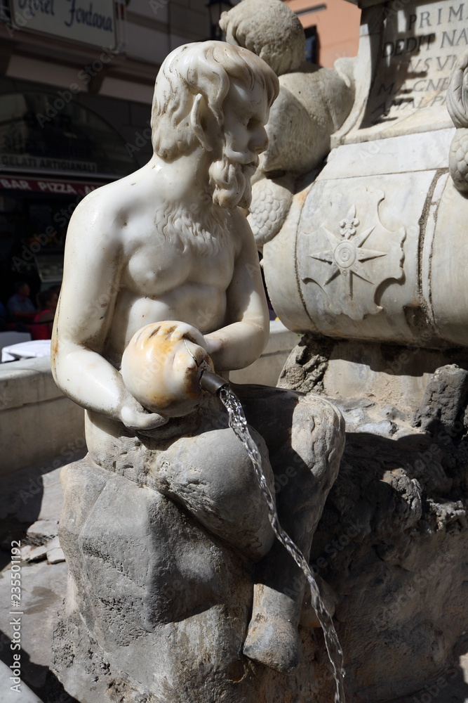 Italien - Amalfi Brunnen
