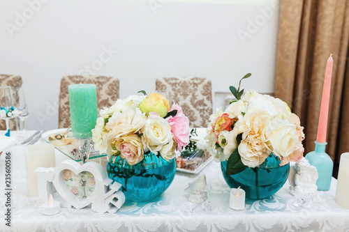 wedding cake with flowers