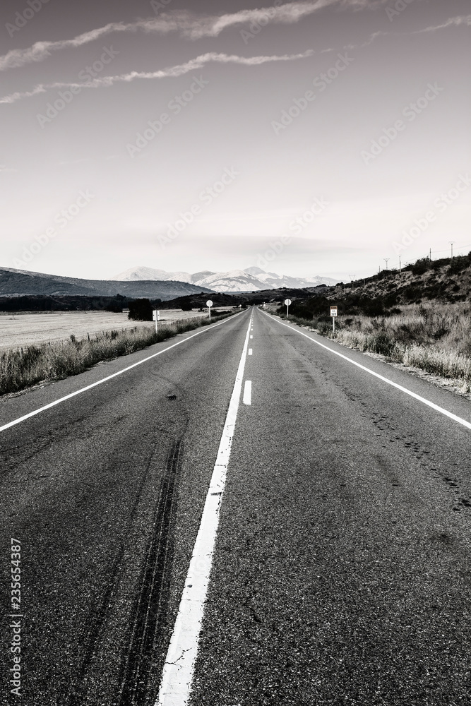 Naklejka premium Stright asphalt road in Spain