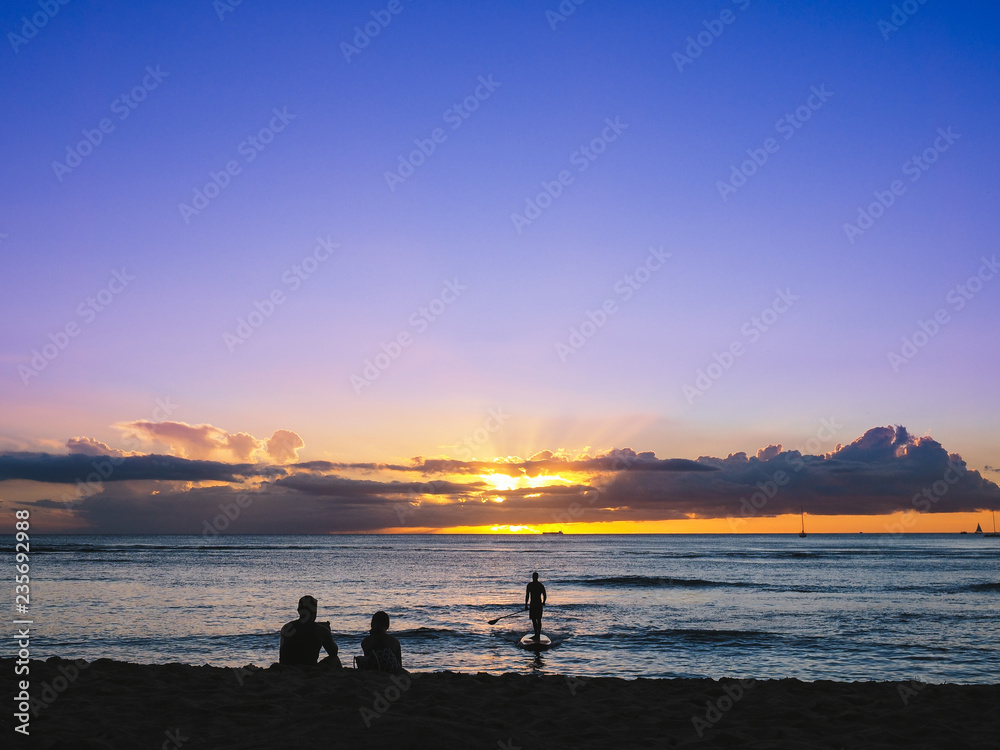 Fototapeta premium ワイキキビーチの夕日