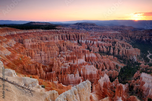 bryce canyon sunrise