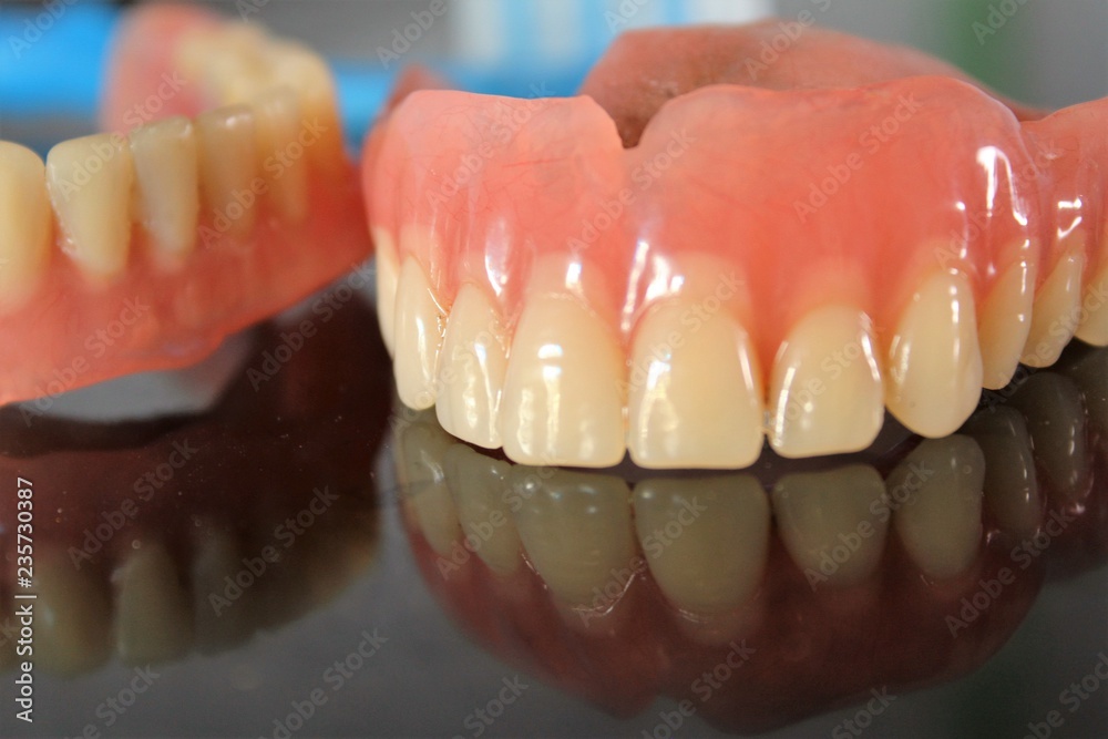 Obraz premium Artificial teeth