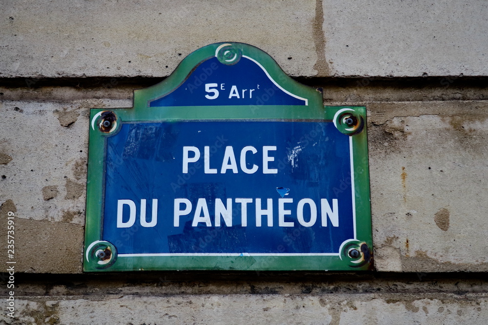 Obraz premium Place du Panthéon; Paris;France; Plaque de nom de rue