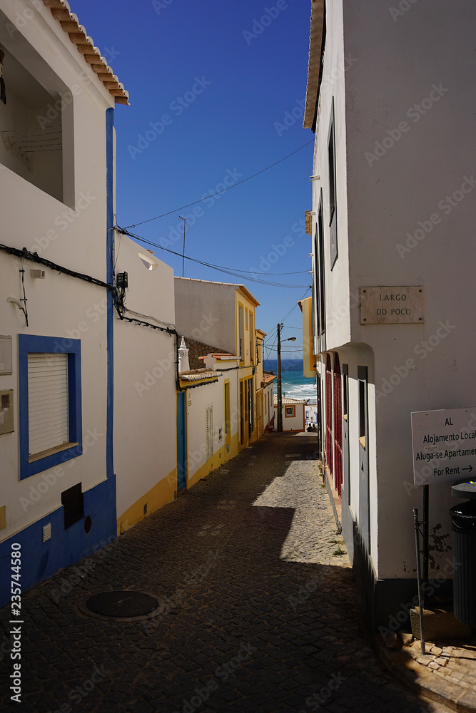 Obraz premium the village of Burgau at the Algarve of Portugal in Europe. Portugal, Algarve